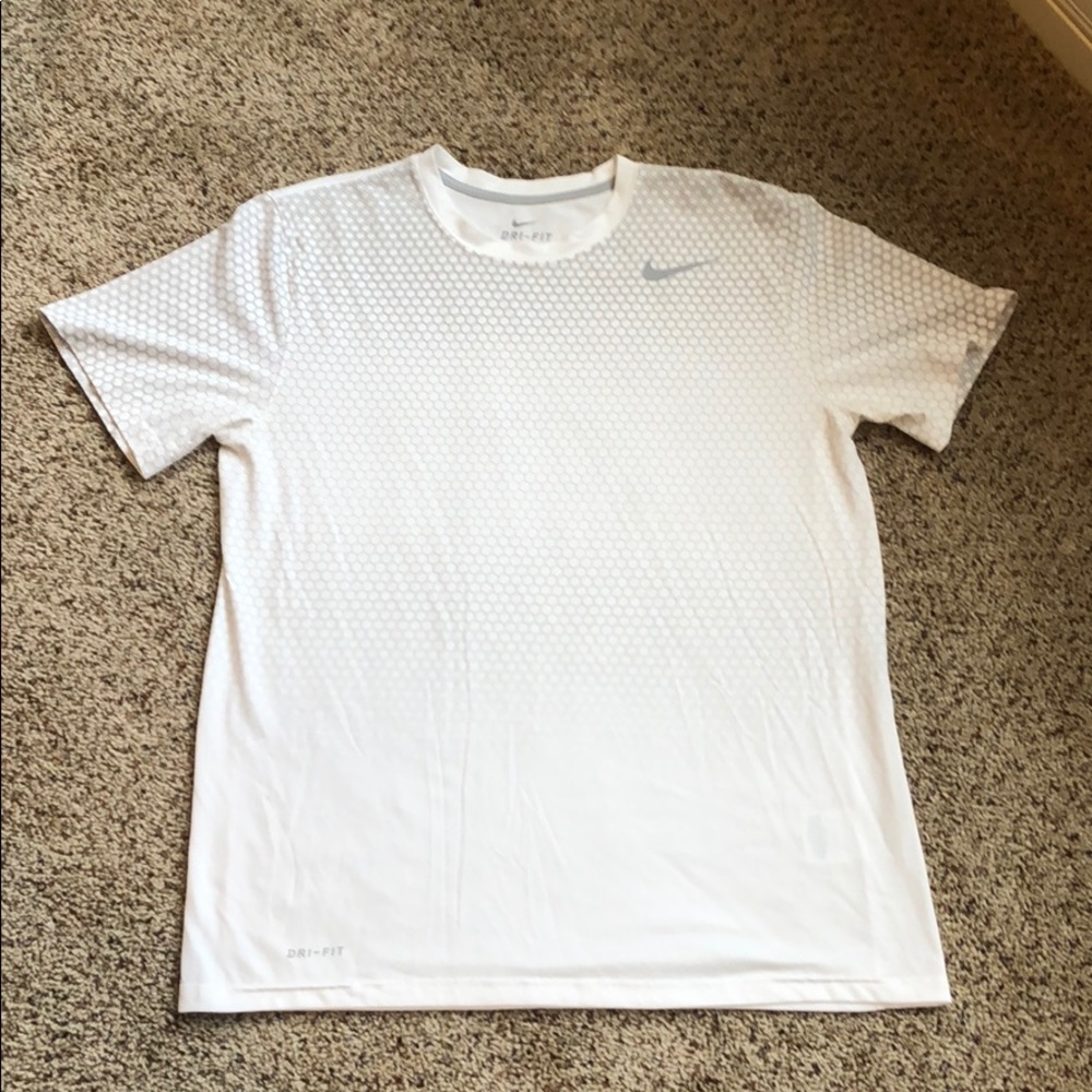 Nike t-shirt